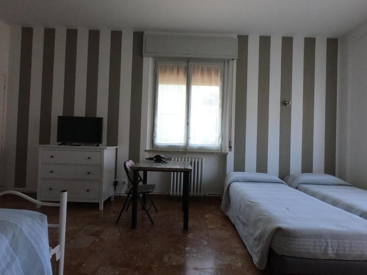 Gardenia Guest House Forlì Buitenkant foto