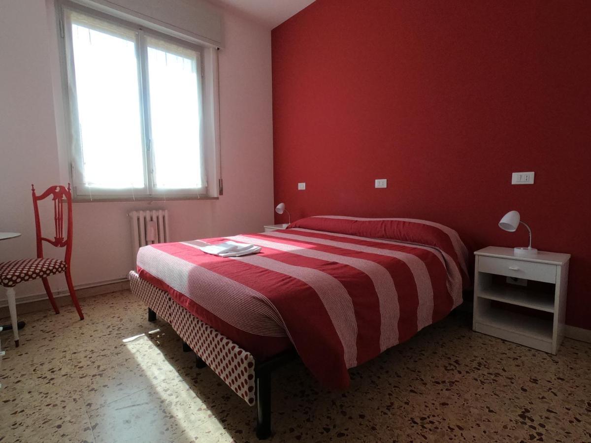Gardenia Guest House Forlì Buitenkant foto