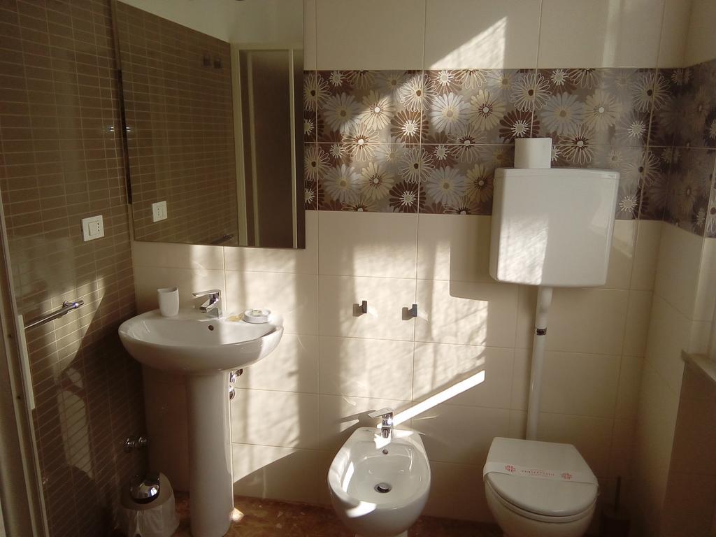 Gardenia Guest House Forlì Buitenkant foto